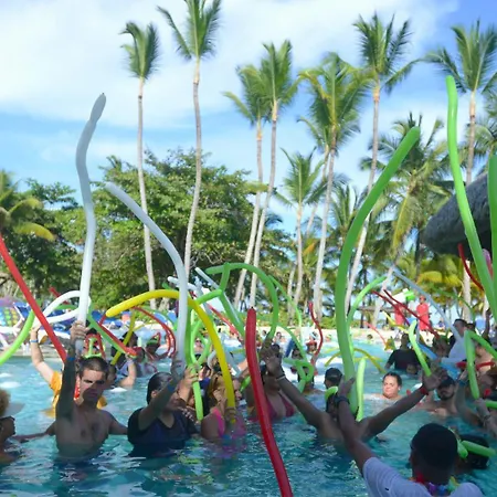 Coral Costa Caribe Beach Resort-3